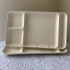 •Vintage• Tupperware Set of 2 Beige Divided School Trays